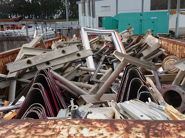 鉄金属のイメージ